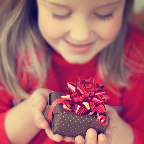 Не забудьте заказать новогодние подарки для детей сотрудников!